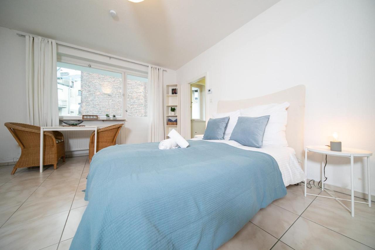 Apartment Blue - Zentral Und Gut Angebunden Düsseldorf Esterno foto