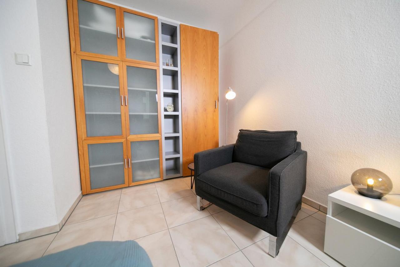 Apartment Blue - Zentral Und Gut Angebunden Düsseldorf Esterno foto